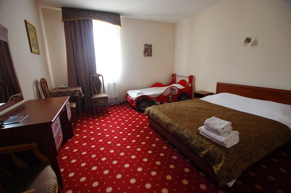 Hotel Lavilia Kiev Extérieur photo