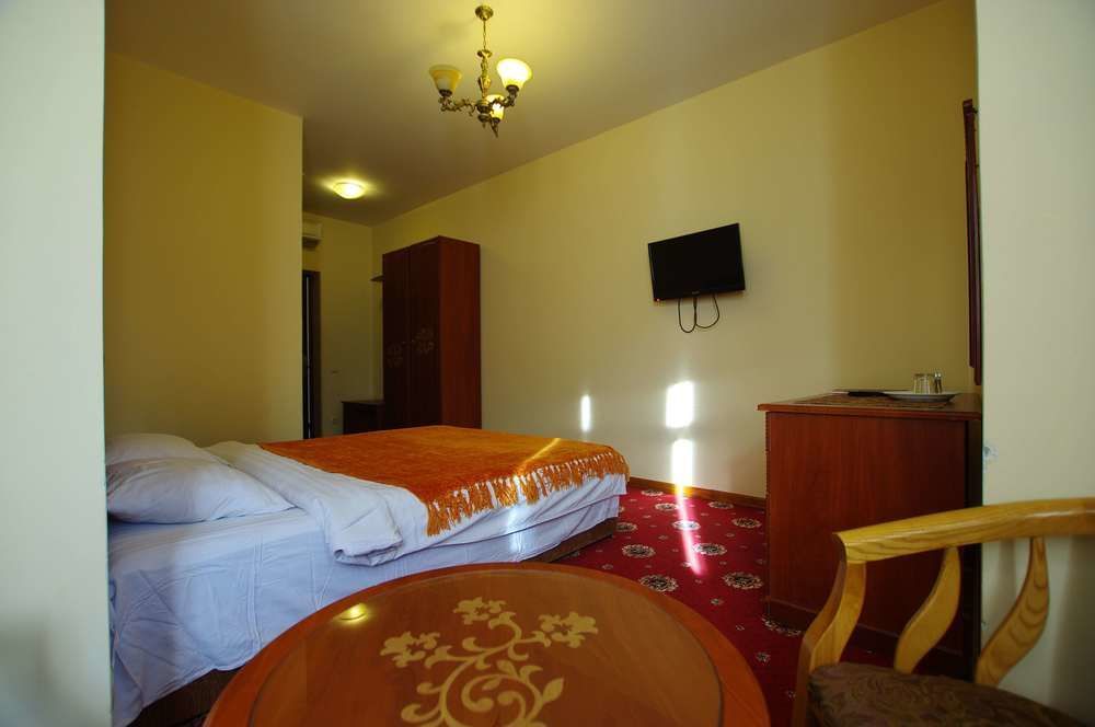 Hotel Lavilia Kiev Extérieur photo