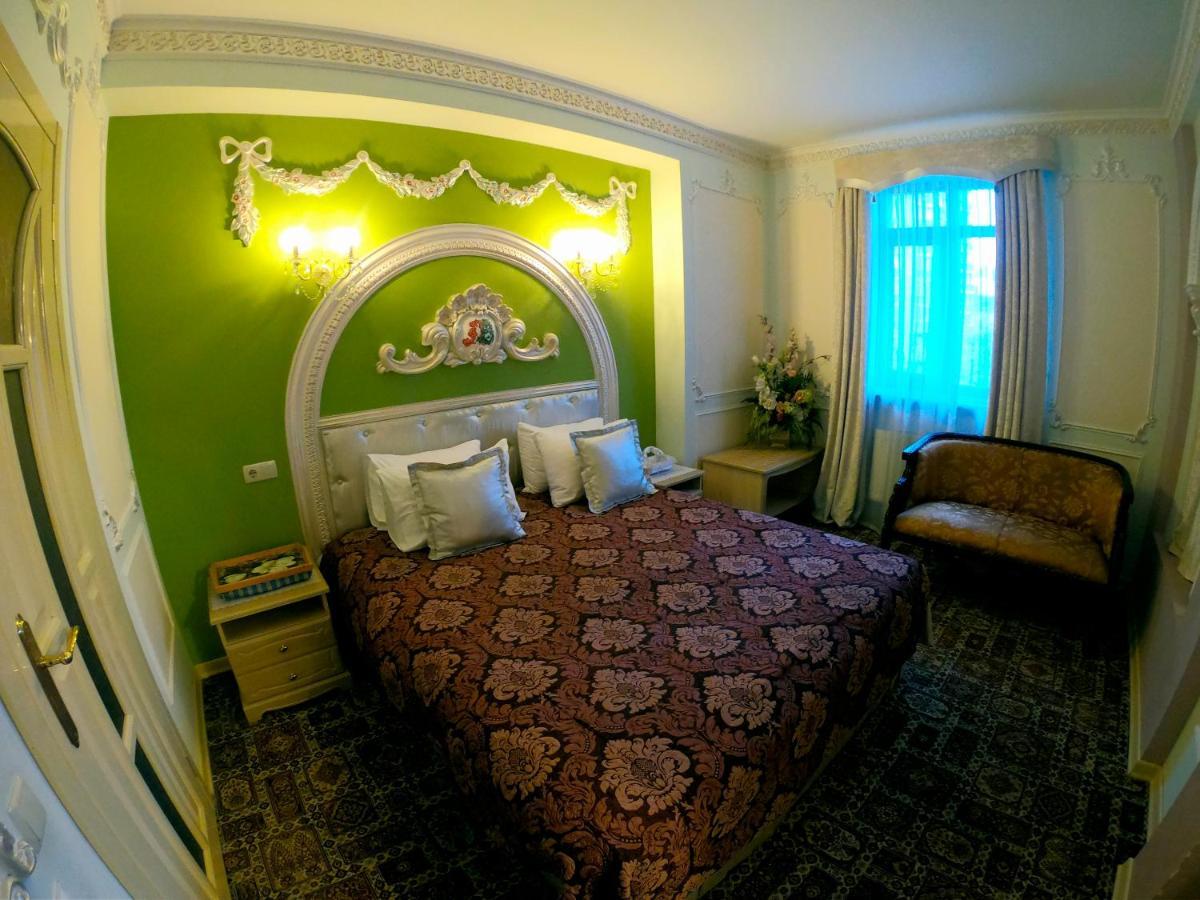 Hotel Lavilia Kiev Extérieur photo